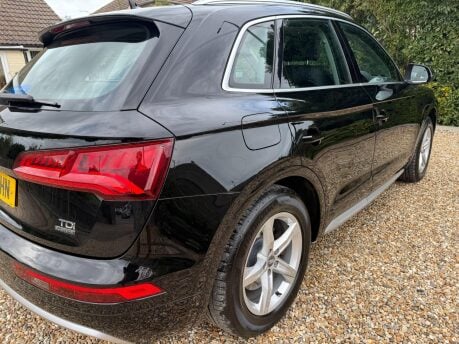 Audi Q5 2.0 TDI Sport S Tronic quattro Euro 6 (s/s) 5dr 8