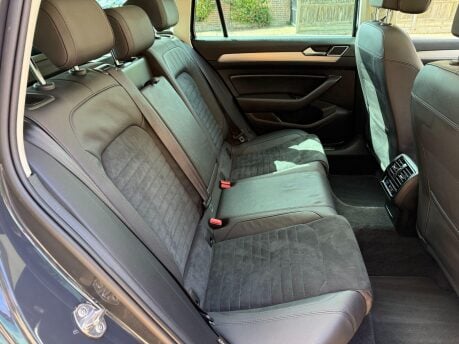 Volkswagen Passat 2.0 TDI GT Euro 6 (s/s) 5dr 19