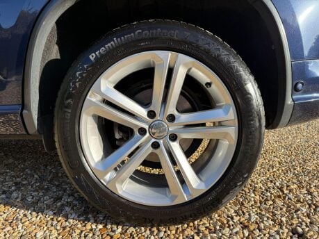 Volkswagen Tiguan 2.0 TDI BlueMotion Tech R-Line Edition DSG 4WD Euro 6 (s/s) 5dr 12