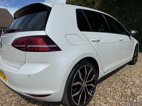 Volkswagen Golf 2.0 TDI BlueMotion Tech GTD DSG Euro 6 (s/s) 5dr 8