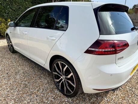 Volkswagen Golf 2.0 TDI BlueMotion Tech GTD DSG Euro 6 (s/s) 5dr 10