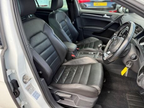 Volkswagen Golf 2.0 TDI BlueMotion Tech GTD DSG Euro 6 (s/s) 5dr 17