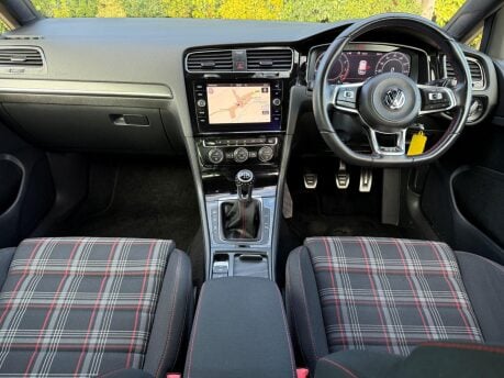 Volkswagen Golf 2.0 TSI GTI Euro 6 (s/s) 5dr 21
