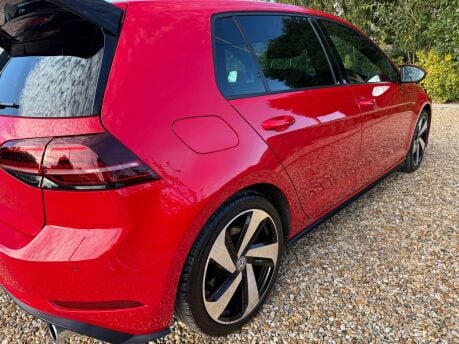 Volkswagen Golf 2.0 TSI GTI Euro 6 (s/s) 5dr 8