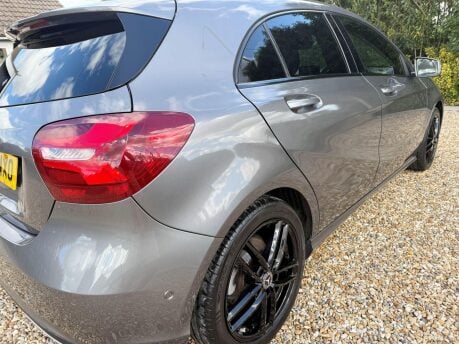 Mercedes-Benz A Class 2.1 A200d Sport (Premium) 7G-DCT Euro 6 (s/s) 5dr 8