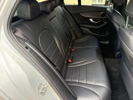 Mercedes-Benz C Class 2.1 C220d AMG Line (Premium) 7G-Tronic+ Euro 6 (s/s) 5dr 23