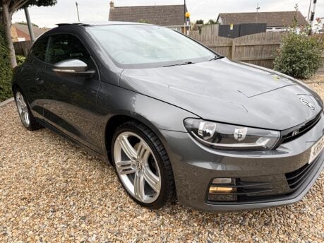 Volkswagen Scirocco 2.0 TSI BlueMotion Tech R-Line DSG Euro 6 (s/s) 3dr 9