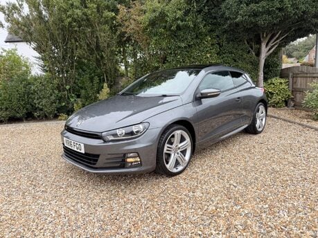 Volkswagen Scirocco 2.0 TSI BlueMotion Tech R-Line DSG Euro 6 (s/s) 3dr