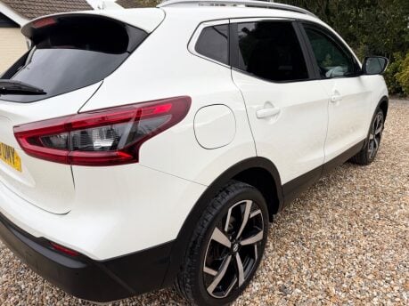 Nissan Qashqai 1.5 dCi Tekna Euro 6 (s/s) 5dr 11