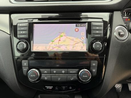Nissan Qashqai 1.5 dCi Tekna Euro 6 (s/s) 5dr 14