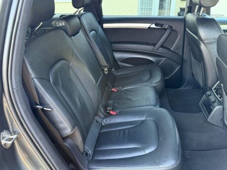 Audi Q7 3.0 TDI V6 S line Plus Tiptronic quattro Euro 5 (s/s) 5dr 23