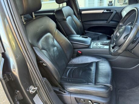 Audi Q7 3.0 TDI V6 S line Plus Tiptronic quattro Euro 5 (s/s) 5dr 22