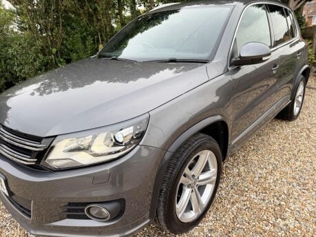 Volkswagen Tiguan 2.0 TDI BlueMotion Tech R-Line Edition 4WD Euro 6 (s/s) 5dr 5