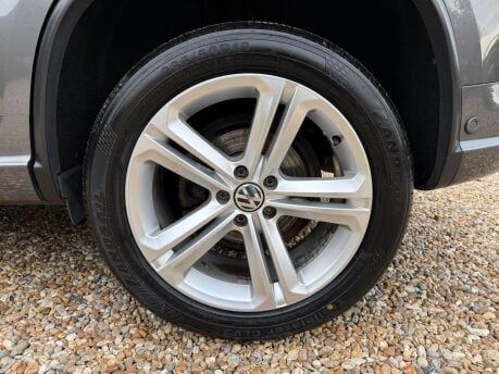 Volkswagen Tiguan 2.0 TDI BlueMotion Tech R-Line Edition 4WD Euro 6 (s/s) 5dr 11