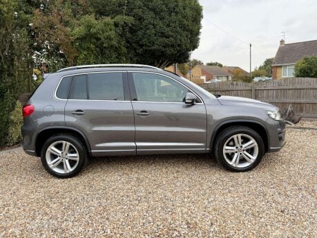 Volkswagen Tiguan 2.0 TDI BlueMotion Tech R-Line Edition 4WD Euro 6 (s/s) 5dr 4