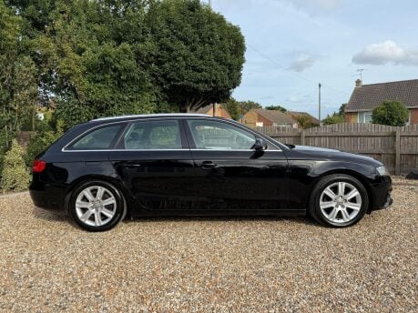 Audi A4 2.0 TDI Technik Euro 5 (s/s) 5dr 6