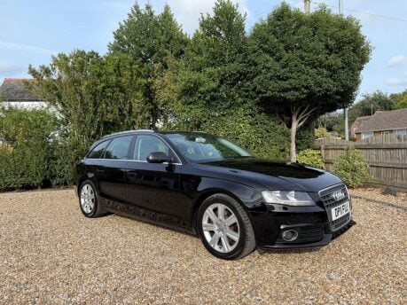 Audi A4 2.0 TDI Technik Euro 5 (s/s) 5dr 4