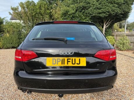 Audi A4 2.0 TDI Technik Euro 5 (s/s) 5dr 11