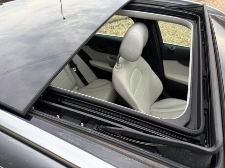 Mercedes-Benz C Class 2.1 C220 BlueTEC Sport G-Tronic+ Euro 6 (s/s) 5dr 3