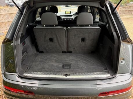 Audi Q7 3.0 TDI V6 S line Tiptronic quattro Euro 6 (s/s) 5dr 29