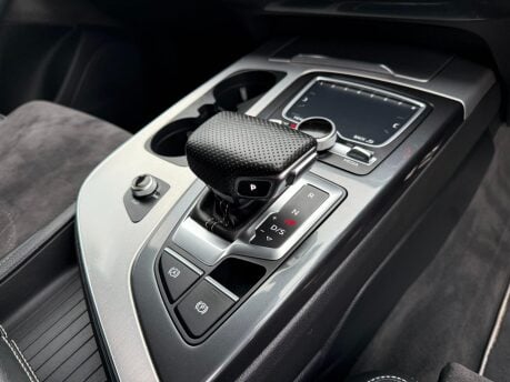 Audi Q7 3.0 TDI V6 S line Tiptronic quattro Euro 6 (s/s) 5dr 21