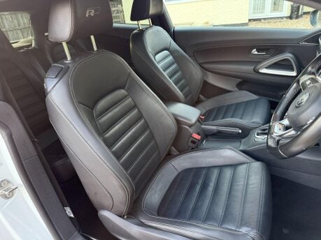 Volkswagen Scirocco 2.0 TDI BlueMotion Tech R-Line DSG Euro 6 (s/s) 3dr 24