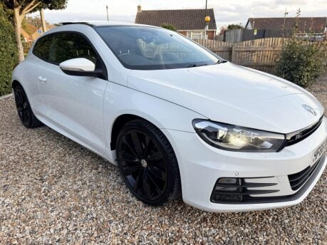 Volkswagen Scirocco 2.0 TDI BlueMotion Tech R-Line DSG Euro 6 (s/s) 3dr 7