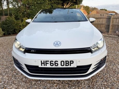 Volkswagen Scirocco 2.0 TDI BlueMotion Tech R-Line DSG Euro 6 (s/s) 3dr 6