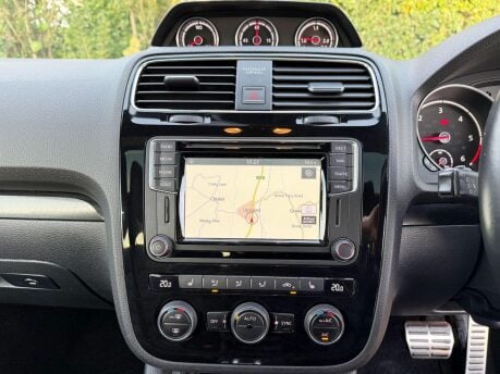 Volkswagen Scirocco 2.0 TDI BlueMotion Tech R-Line DSG Euro 6 (s/s) 3dr 19