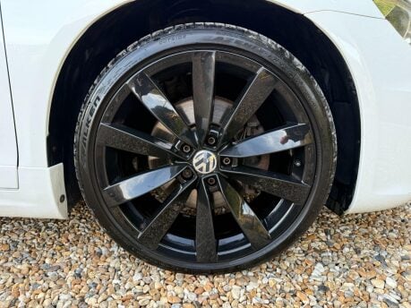 Volkswagen Scirocco 2.0 TDI BlueMotion Tech R-Line DSG Euro 6 (s/s) 3dr 16