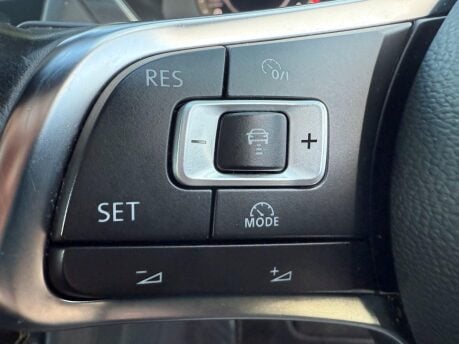 Volkswagen Tiguan Allspace 2.0 TDI R-Line Euro 6 (s/s) 5dr 23
