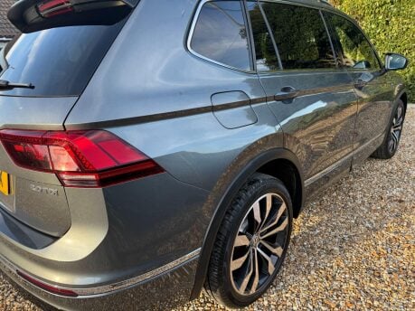 Volkswagen Tiguan Allspace 2.0 TDI R-Line Euro 6 (s/s) 5dr 10