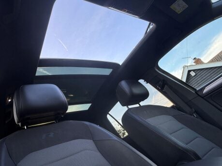 Volkswagen Tiguan Allspace 2.0 TDI R-Line Euro 6 (s/s) 5dr 4