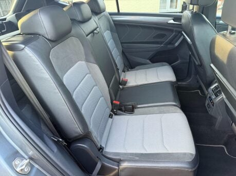 Volkswagen Tiguan Allspace 2.0 TDI R-Line Euro 6 (s/s) 5dr 28