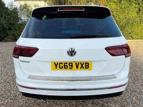 Volkswagen Tiguan 2.0 TDI R-Line Tech SUV 5dr Diesel Manual Euro 6 (s/s) (150 ps) 11
