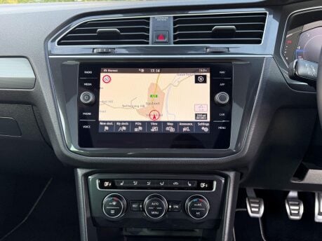 Volkswagen Tiguan 2.0 TDI R-Line Tech SUV 5dr Diesel Manual Euro 6 (s/s) (150 ps) 18