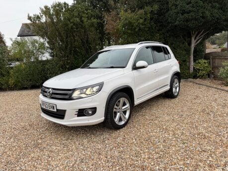 Volkswagen Tiguan 2.0 TDI BlueMotion Tech R-Line DSG 4WD Euro 5 (s/s) 5dr 1
