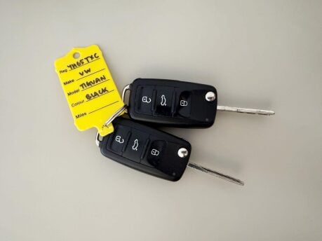 Volkswagen Tiguan 2.0 TDI BlueMotion Tech R-Line DSG 4WD Euro 6 (s/s) 5dr 25