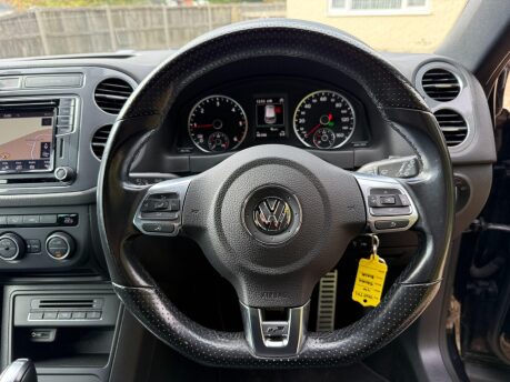Volkswagen Tiguan 2.0 TDI BlueMotion Tech R-Line DSG 4WD Euro 6 (s/s) 5dr 16