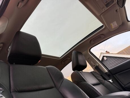 Honda CR-V 2.2 i-DTEC EX SUV 5dr Diesel Auto 4WD Euro 5 (150 ps) 3