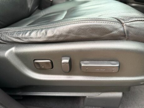 Honda CR-V 2.2 i-DTEC EX SUV 5dr Diesel Auto 4WD Euro 5 (150 ps) 29