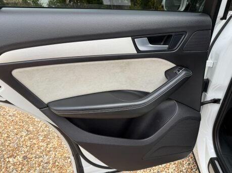 Audi SQ5 3.0 BiTDI V6 Tiptronic quattro Euro 6 (s/s) 5dr 37