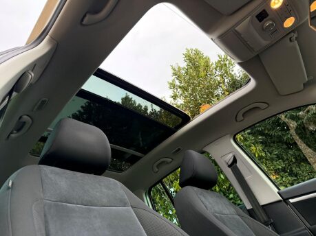 Volkswagen Tiguan 2.0 TDI BlueMotion Tech SE 4WD Euro 5 (s/s) 5dr 3