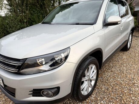 Volkswagen Tiguan 2.0 TDI BlueMotion Tech SE 4WD Euro 5 (s/s) 5dr 7
