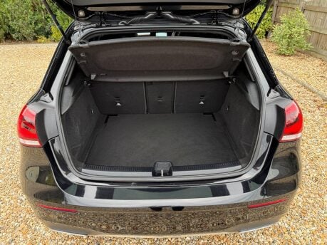 Mercedes-Benz A Class 2.0 A200d AMG Line 8G-DCT Euro 6 (s/s) 5dr 35