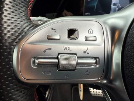 Mercedes-Benz A Class 2.0 A200d AMG Line 8G-DCT Euro 6 (s/s) 5dr 17