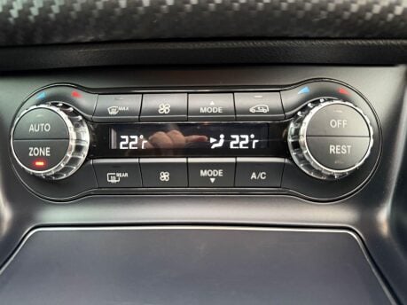 Mercedes-Benz A Class 1.5 A180d AMG Line (Premium Plus) 7G-DCT Euro 6 (s/s) 5dr 28