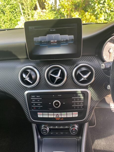 Mercedes-Benz A Class 1.5 A180d AMG Line (Premium Plus) 7G-DCT Euro 6 (s/s) 5dr 14