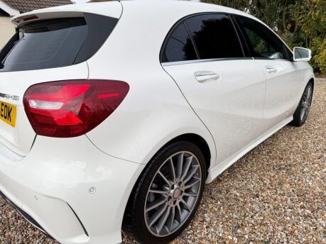 Mercedes-Benz A Class 1.5 A180d AMG Line (Premium Plus) 7G-DCT Euro 6 (s/s) 5dr 10