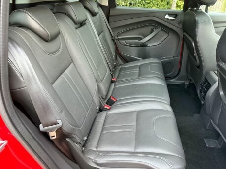 Ford Kuga 2.0 TDCi Titanium X AWD Euro 5 5dr 29